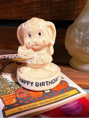 Russ Berrie Cream Bunny Figurine from the 70s a fun gift